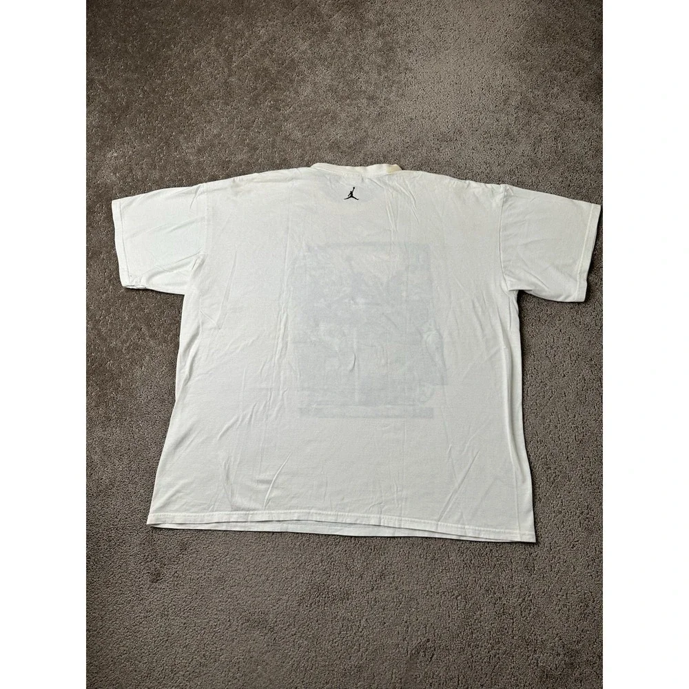 Vintage Mens T-shirt 2000s Air Jordan 23‎ Graphic White Jumpman Tee, Size XXL